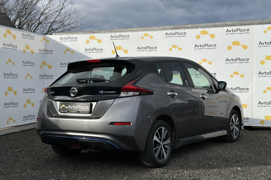 Продам Nissan Leaf 2022 года в Луцке
