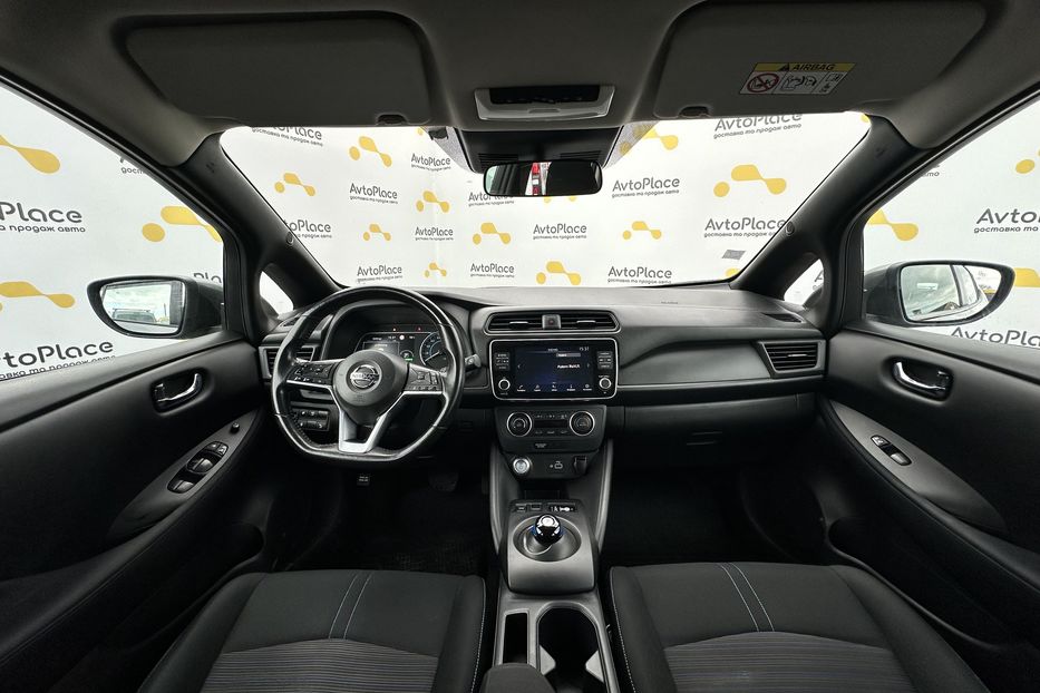 Продам Nissan Leaf 2022 года в Луцке