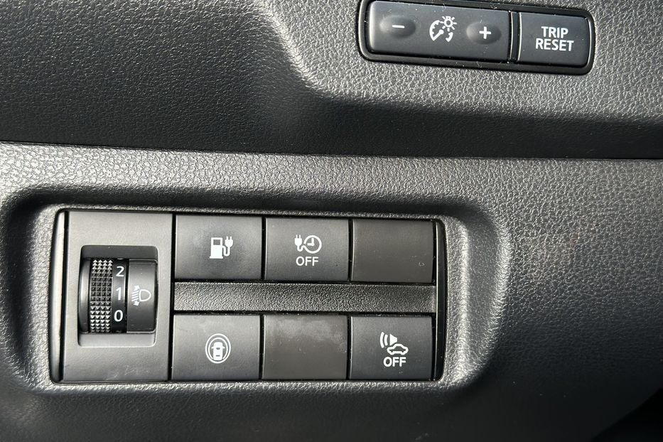 Продам Nissan Leaf 2022 года в Луцке