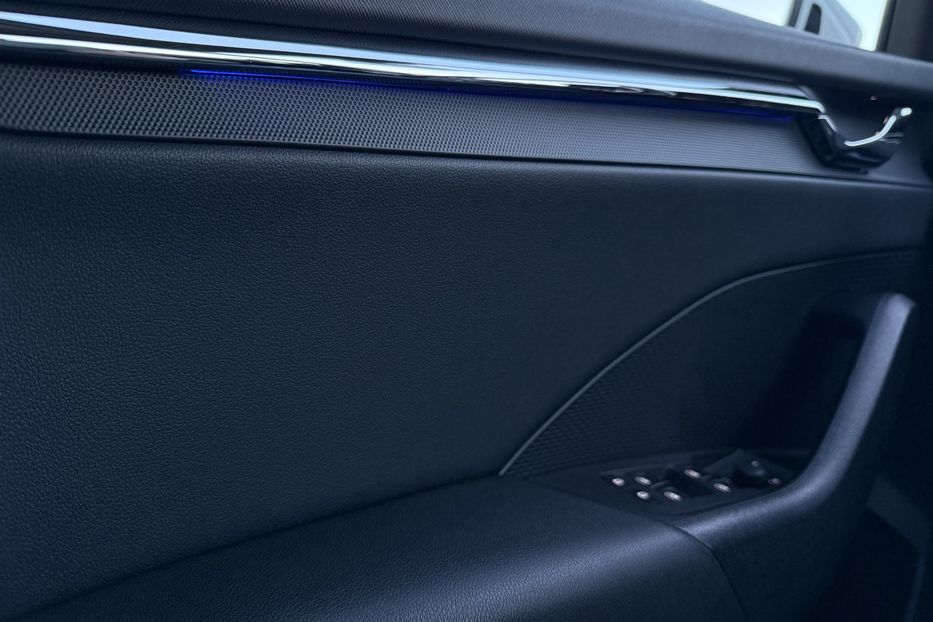 Продам Skoda Octavia А8 2.0 TDI 150к.с АТ FULL LED 2021 года в Львове