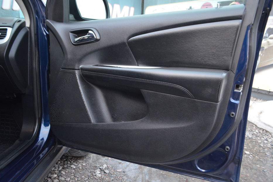 Продам Dodge Journey 2.4 AT (170 к.с.) 2018 года в Киеве