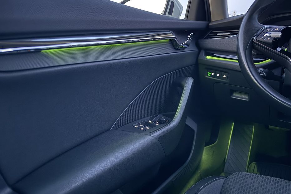 Продам Skoda Octavia А8 2.0 TDI 150к.с АТ FULL LED 2021 года в Львове