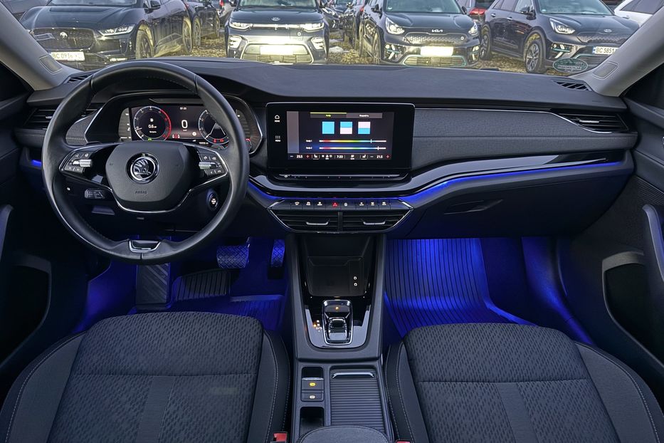 Продам Skoda Octavia А8 2.0 TDI 150к.с АТ FULL LED 2021 года в Львове