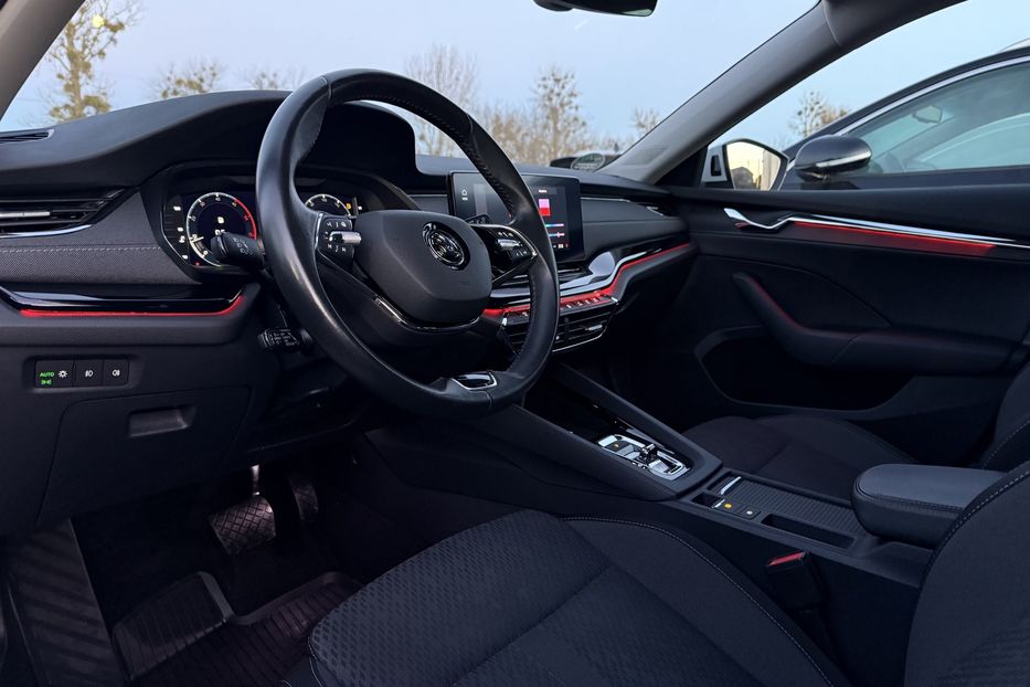 Продам Skoda Octavia А8 2.0 TDI 150к.с АТ FULL LED 2021 года в Львове