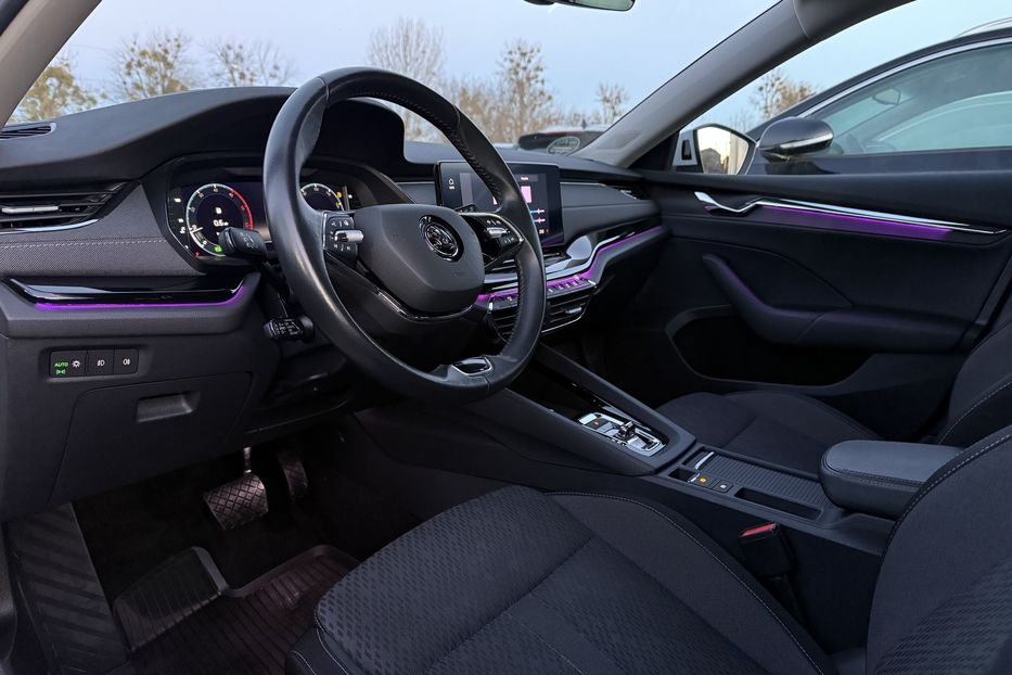 Продам Skoda Octavia А8 2.0 TDI 150к.с АТ FULL LED 2021 года в Львове