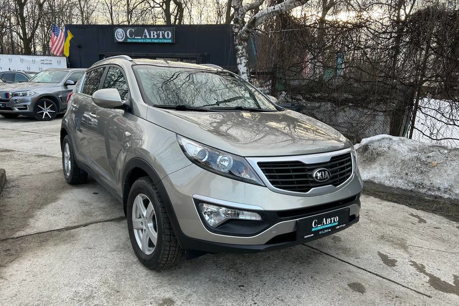 Продам Kia Sportage 2013 года в Черновцах