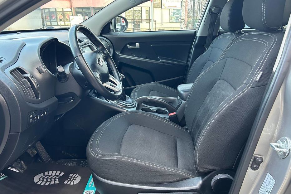 Продам Kia Sportage 2013 года в Черновцах