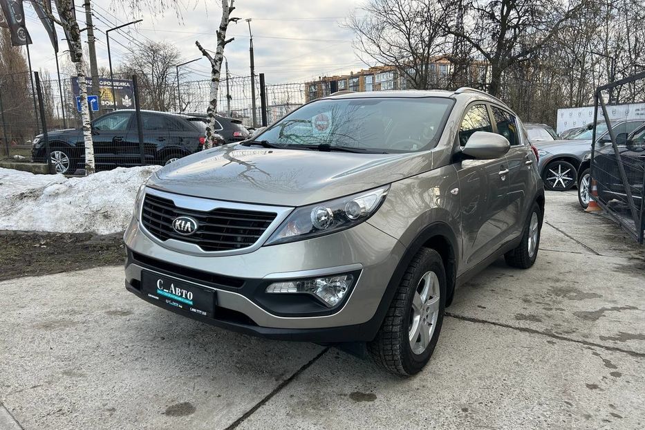 Продам Kia Sportage 2013 года в Черновцах