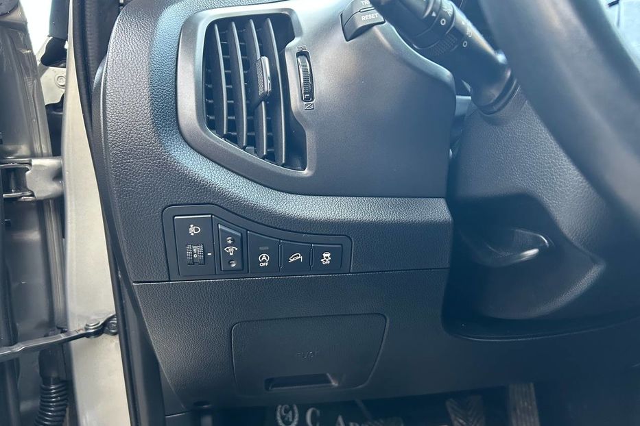 Продам Kia Sportage 2013 года в Черновцах