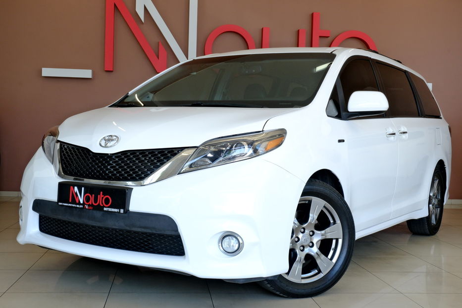 Продам Toyota Sienna 2016 года в Одессе