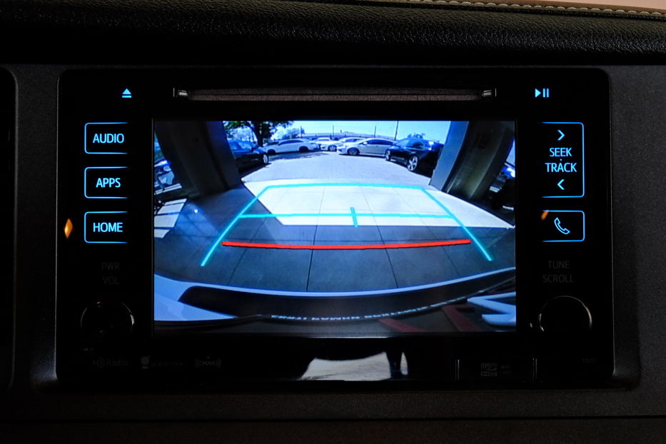 Продам Toyota Sienna 2016 года в Одессе