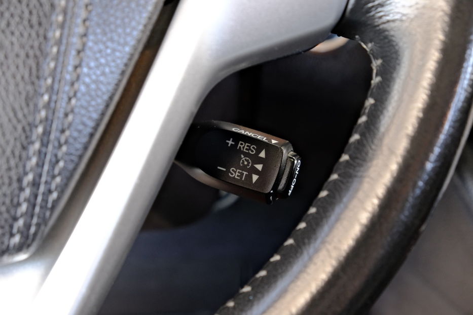 Продам Toyota Sienna 2016 года в Одессе