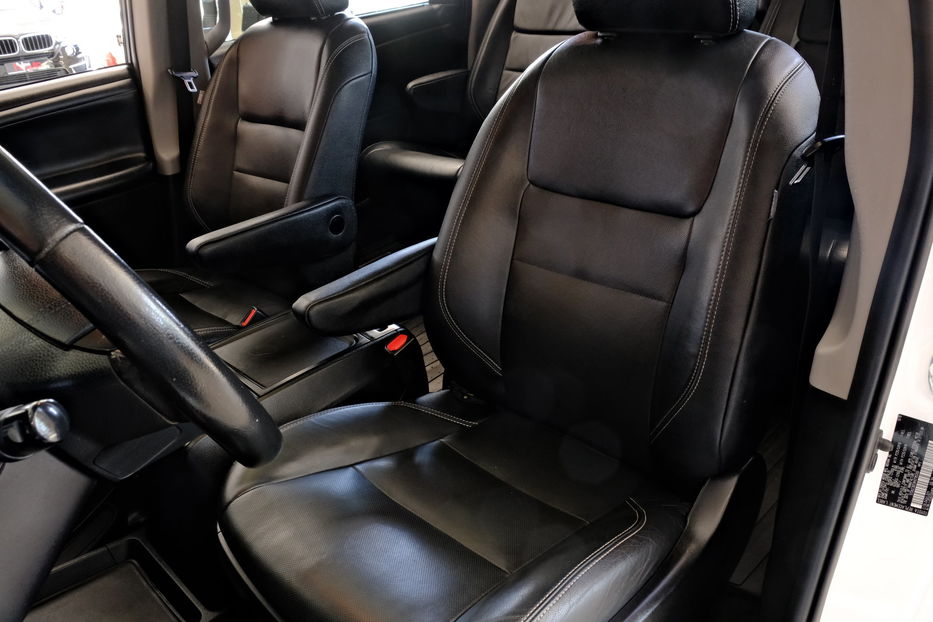 Продам Toyota Sienna 2016 года в Одессе