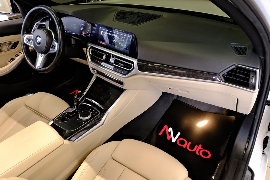 Продам BMW 330 2020 года в Одессе