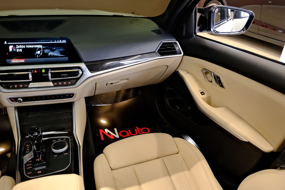 Продам BMW 330 2020 года в Одессе