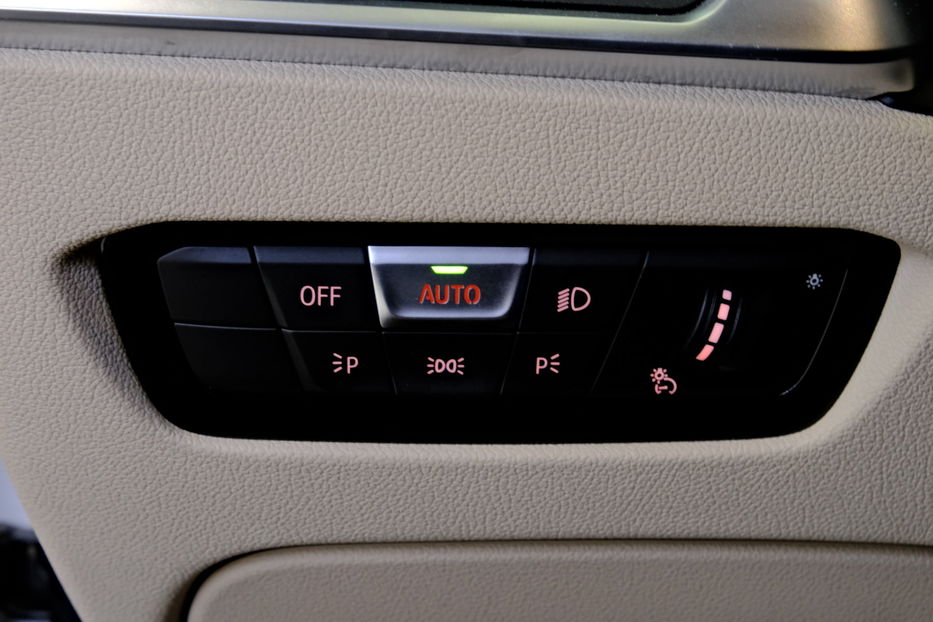 Продам BMW 330 2020 года в Одессе