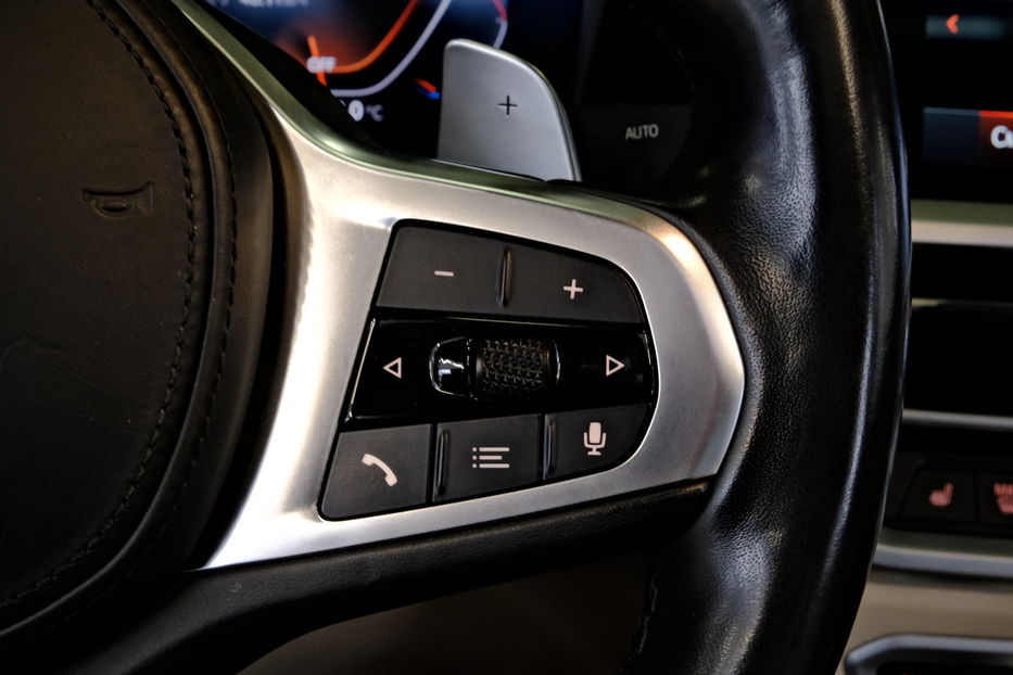 Продам BMW 330 2020 года в Одессе