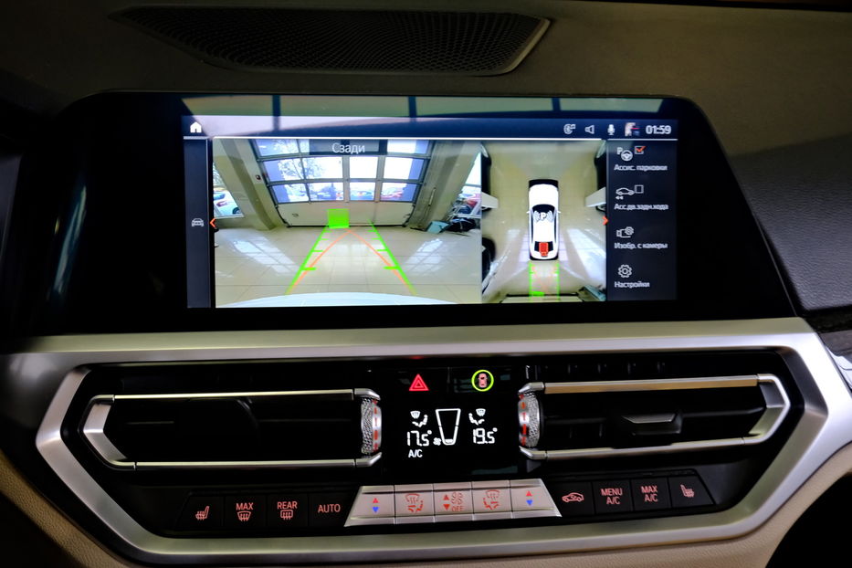 Продам BMW 330 2020 года в Одессе