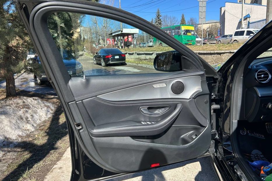 Продам Mercedes-Benz E-Class 2018 года в Черновцах