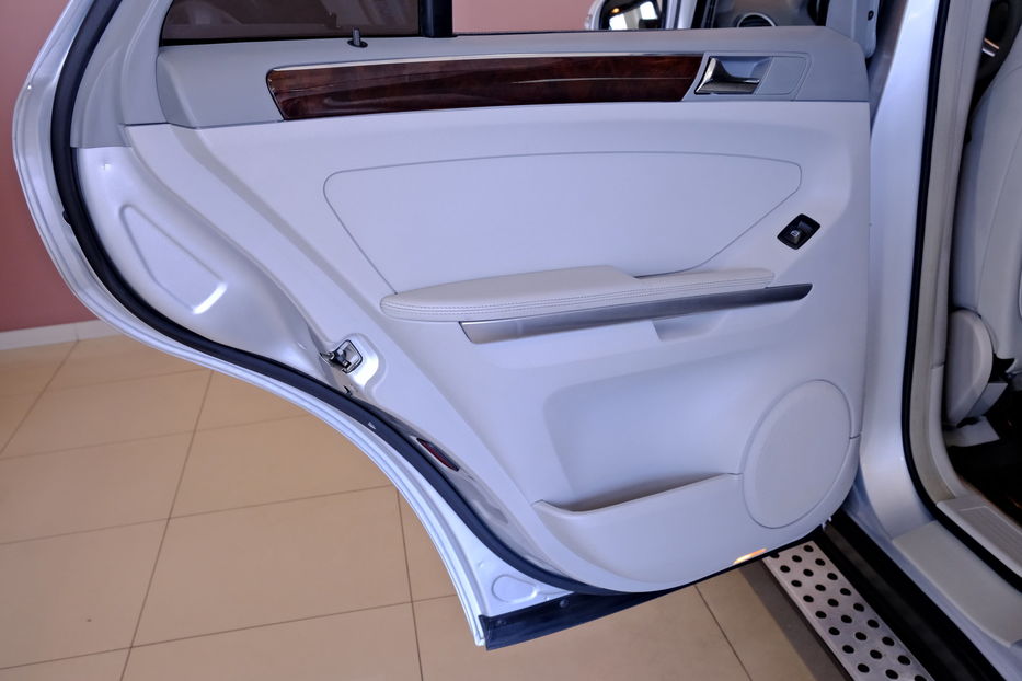 Продам Mercedes-Benz ML-Class 320CDI 2008 года в Одессе