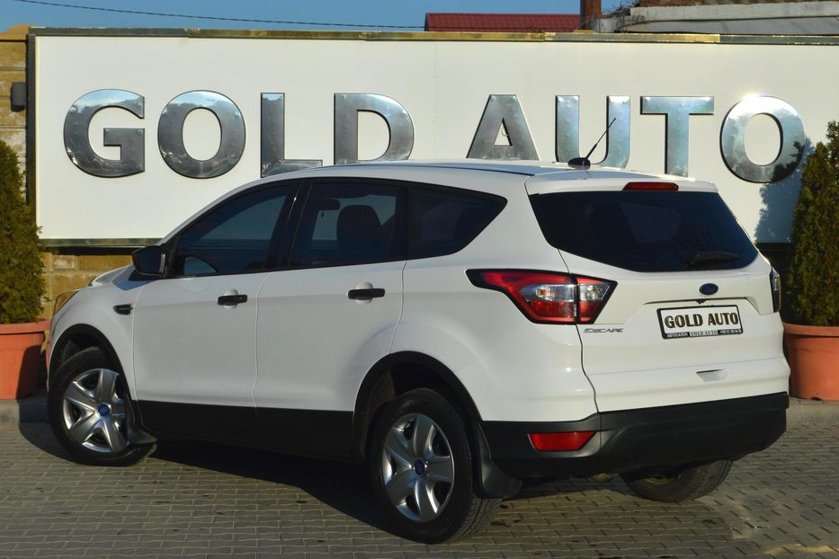 Продам Ford Escape 2017 года в Одессе