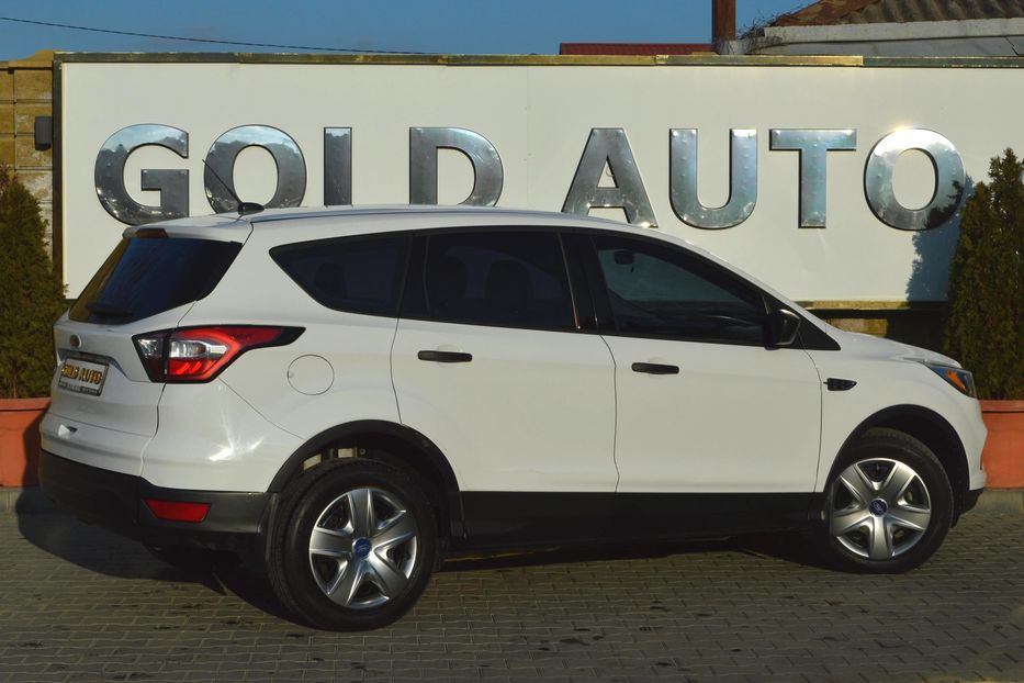 Продам Ford Escape 2017 года в Одессе
