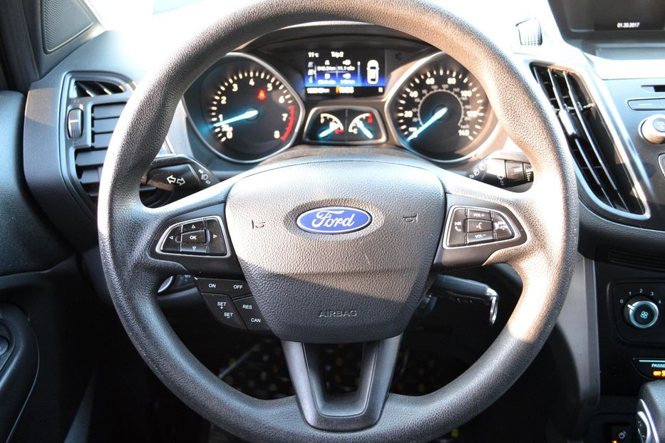 Продам Ford Escape 2017 года в Одессе