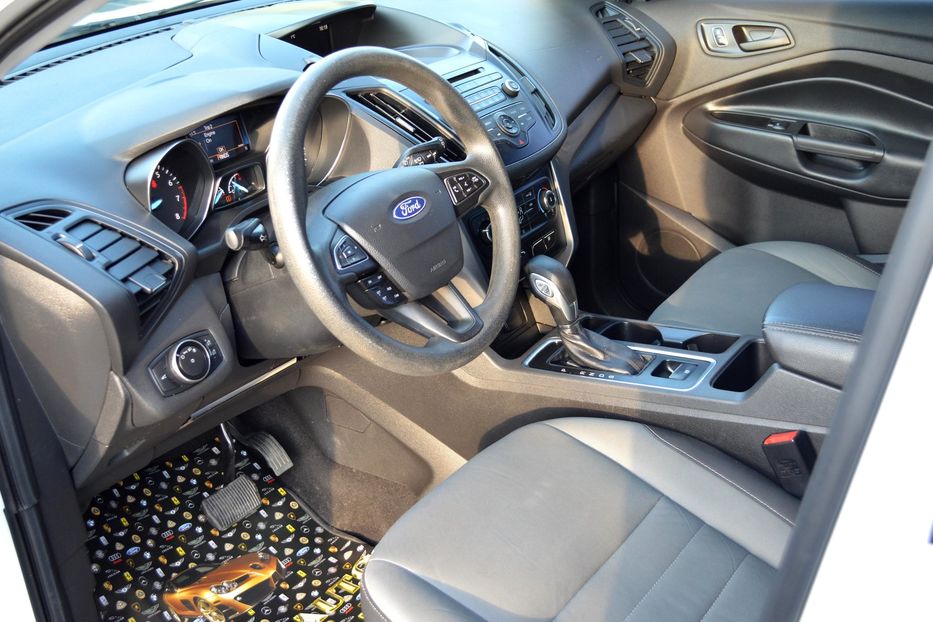 Продам Ford Escape 2017 года в Одессе