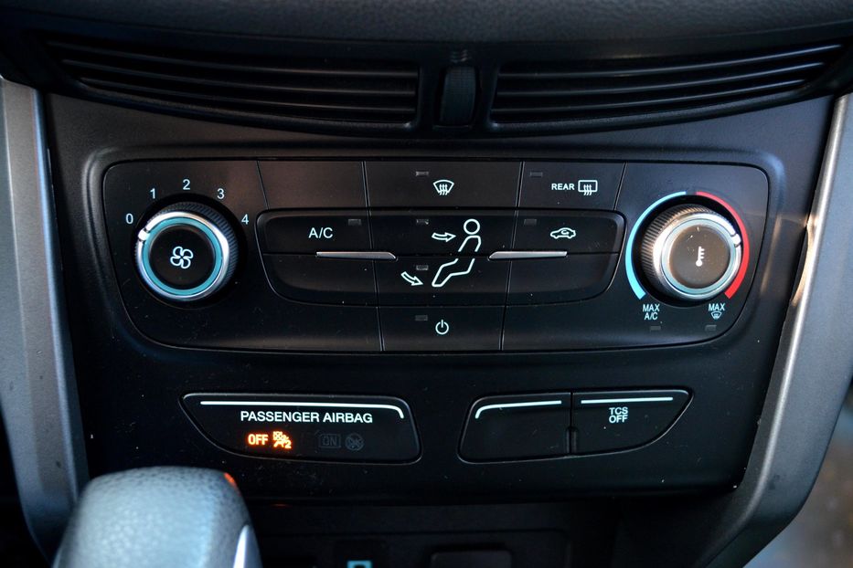 Продам Ford Escape 2017 года в Одессе