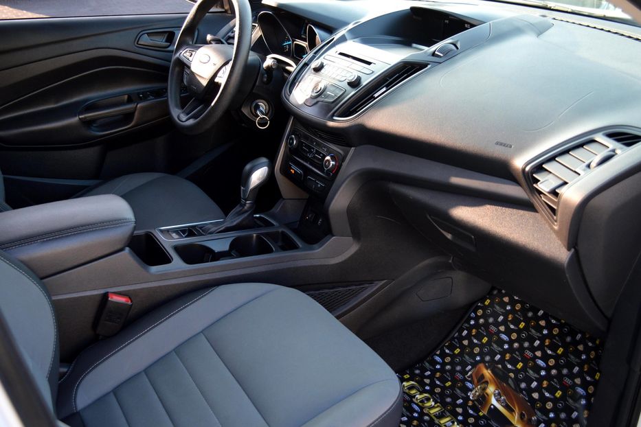 Продам Ford Escape 2017 года в Одессе