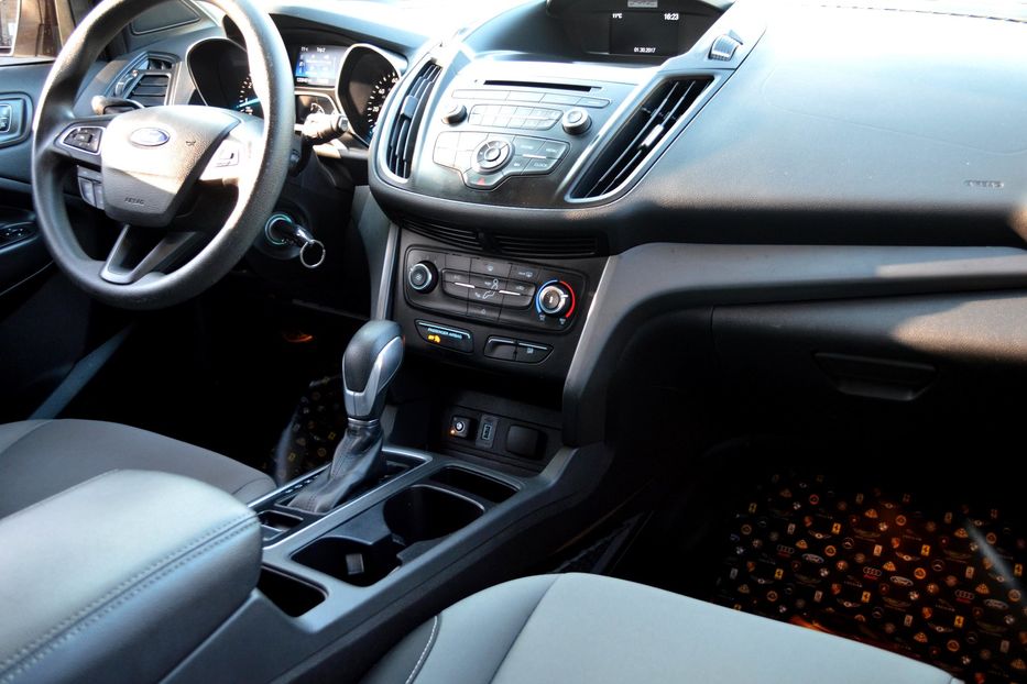 Продам Ford Escape 2017 года в Одессе