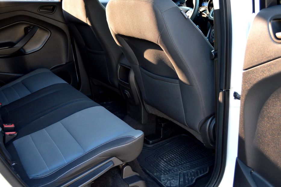 Продам Ford Escape 2017 года в Одессе