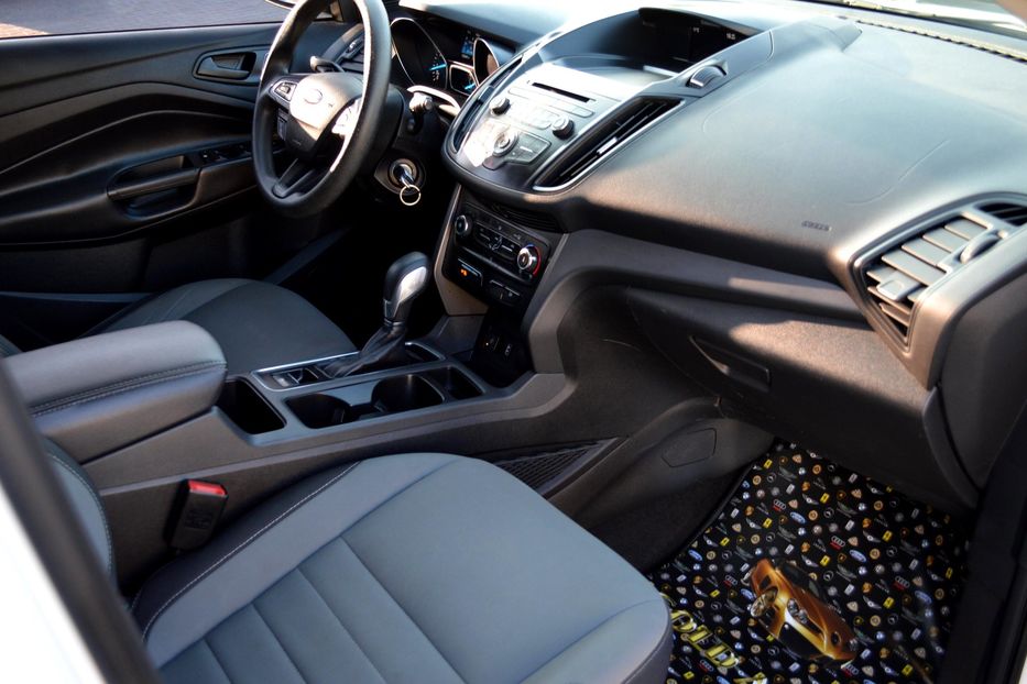 Продам Ford Escape 2017 года в Одессе