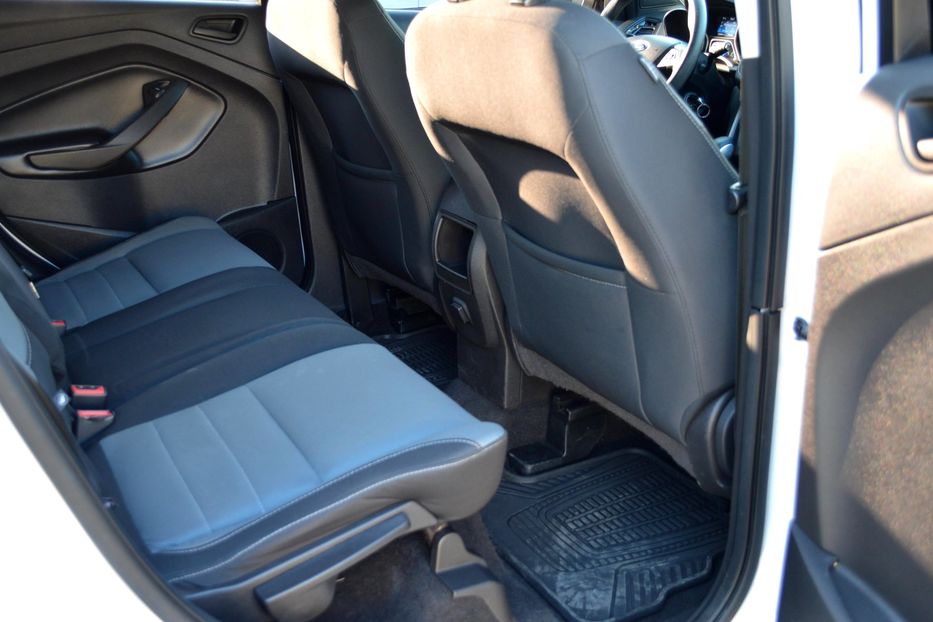 Продам Ford Escape 2017 года в Одессе