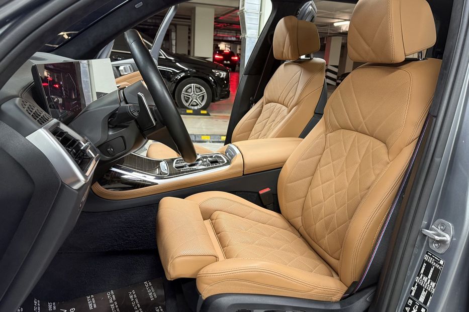 Продам BMW X7 40d Steptronic xDrive 2024 года в Киеве