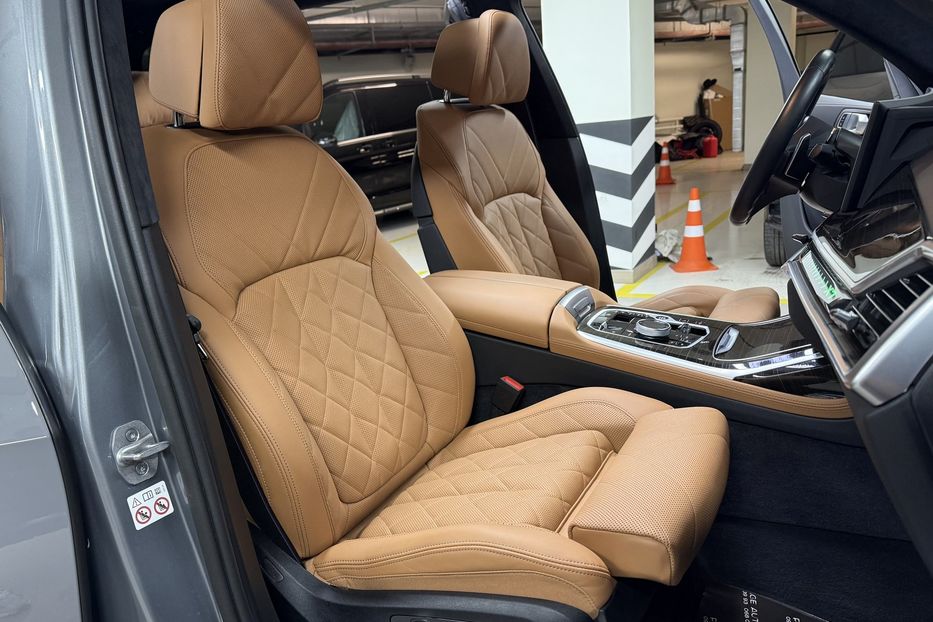 Продам BMW X7 40d Steptronic xDrive 2024 года в Киеве