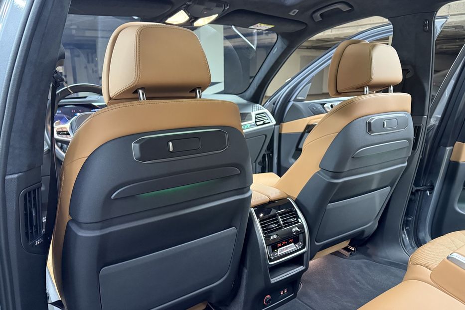 Продам BMW X7 40d Steptronic xDrive 2024 года в Киеве