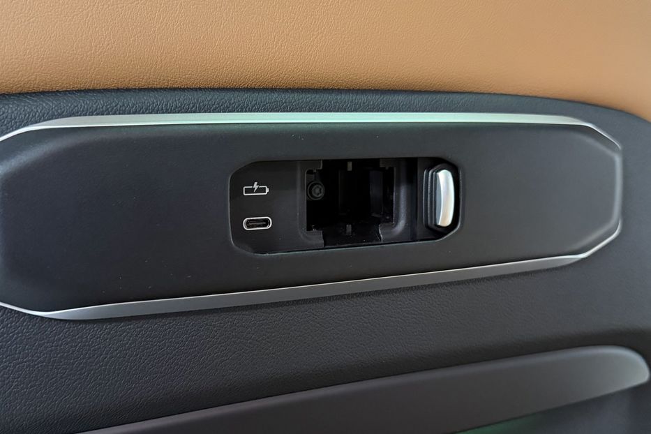 Продам BMW X7 40d Steptronic xDrive 2024 года в Киеве