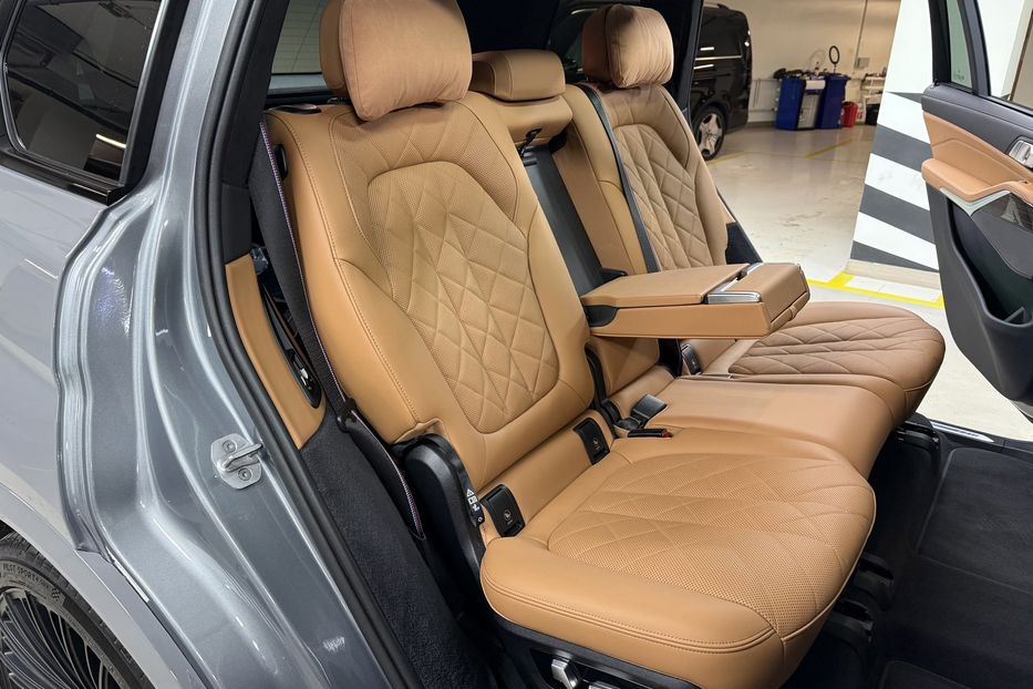 Продам BMW X7 40d Steptronic xDrive 2024 года в Киеве