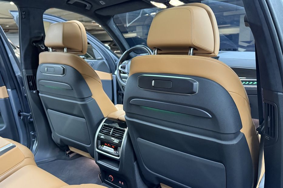 Продам BMW X7 40d Steptronic xDrive 2024 года в Киеве