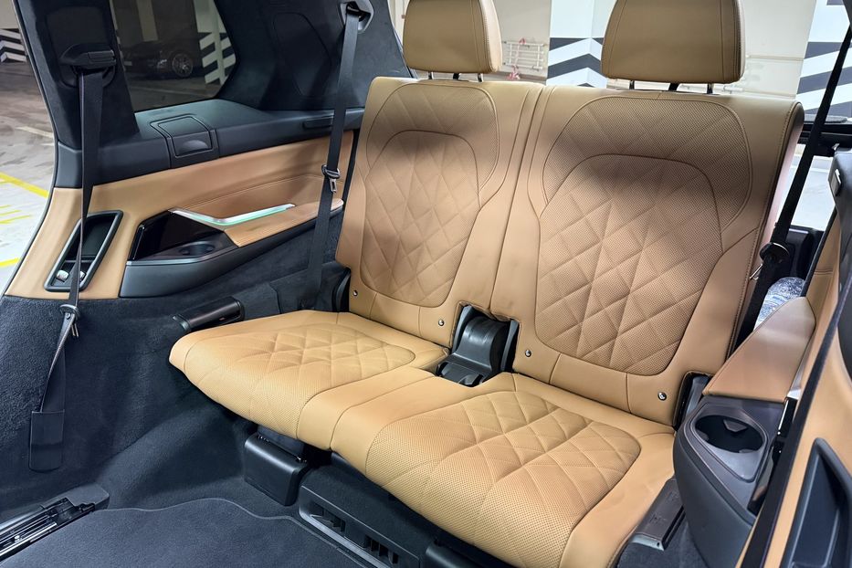 Продам BMW X7 40d Steptronic xDrive 2024 года в Киеве