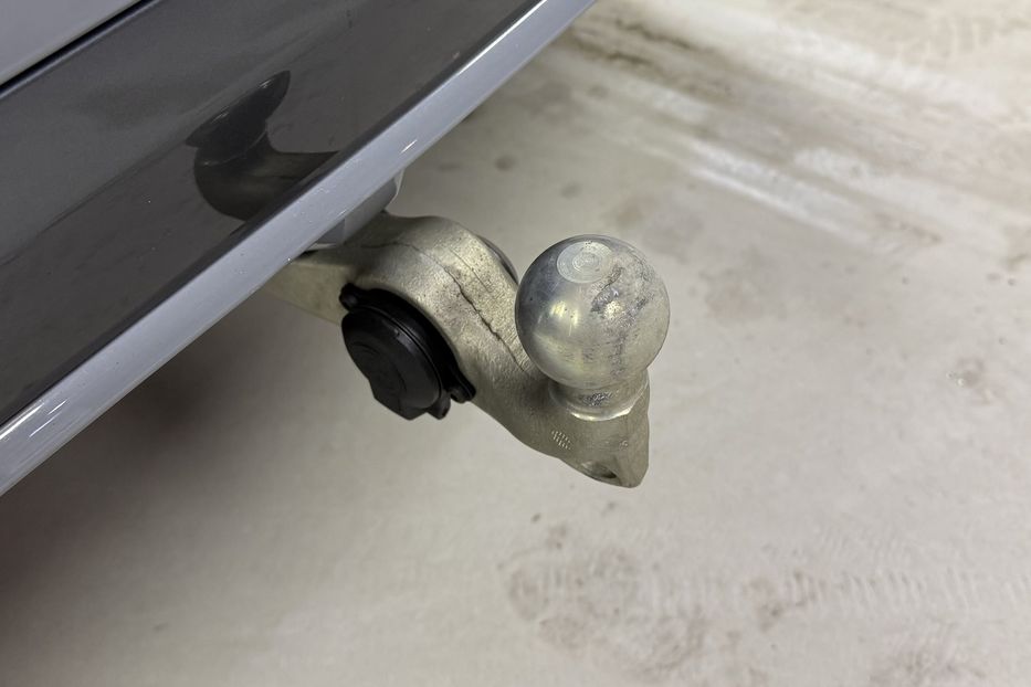 Продам BMW X7 40d Steptronic xDrive 2024 года в Киеве