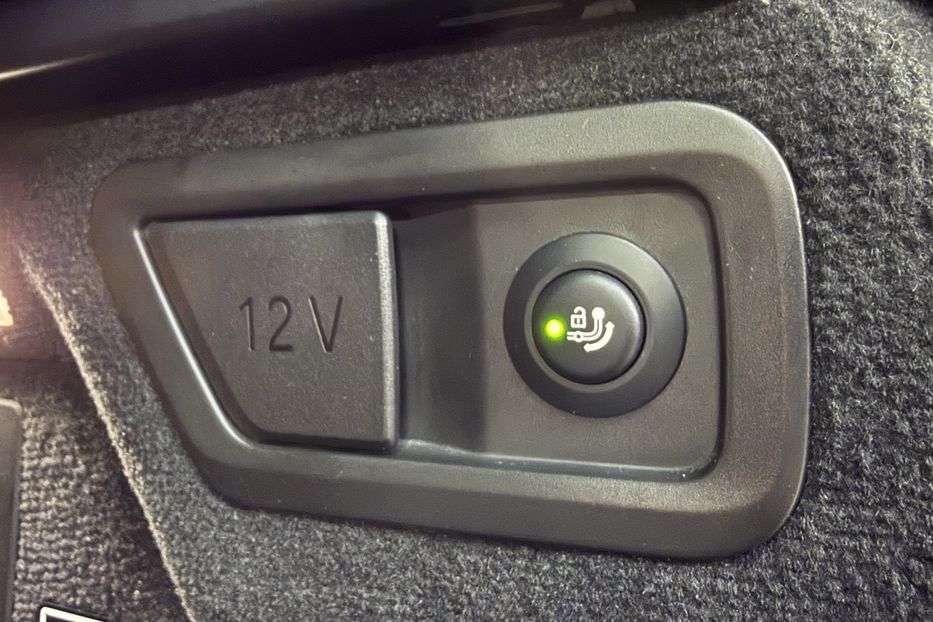 Продам BMW X7 40d Steptronic xDrive 2024 года в Киеве