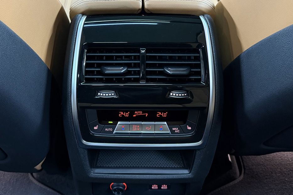 Продам BMW X7 40d Steptronic xDrive 2024 года в Киеве