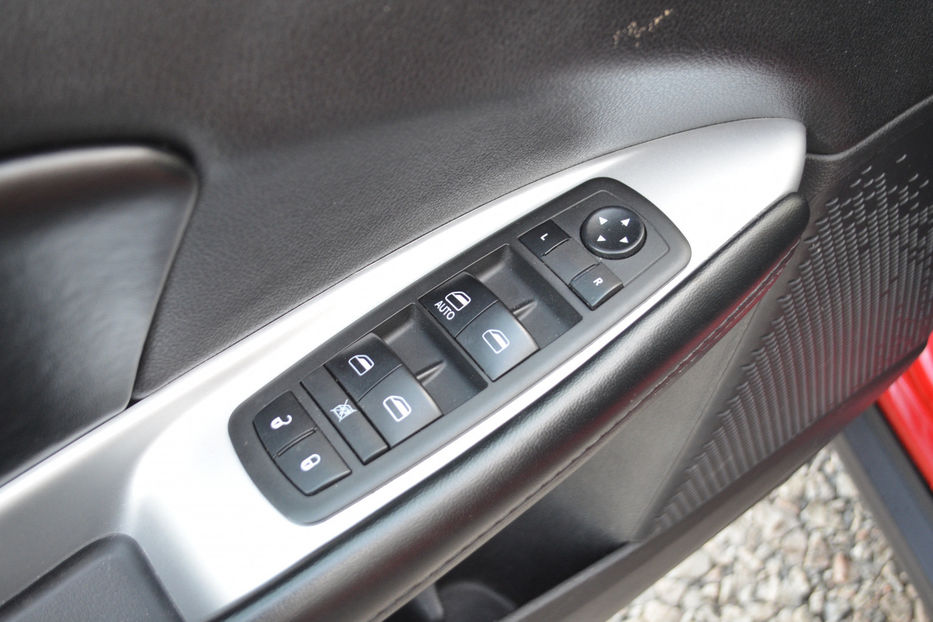 Продам Dodge Journey 2.4 AT (170 к.с.) 2018 года в Киеве