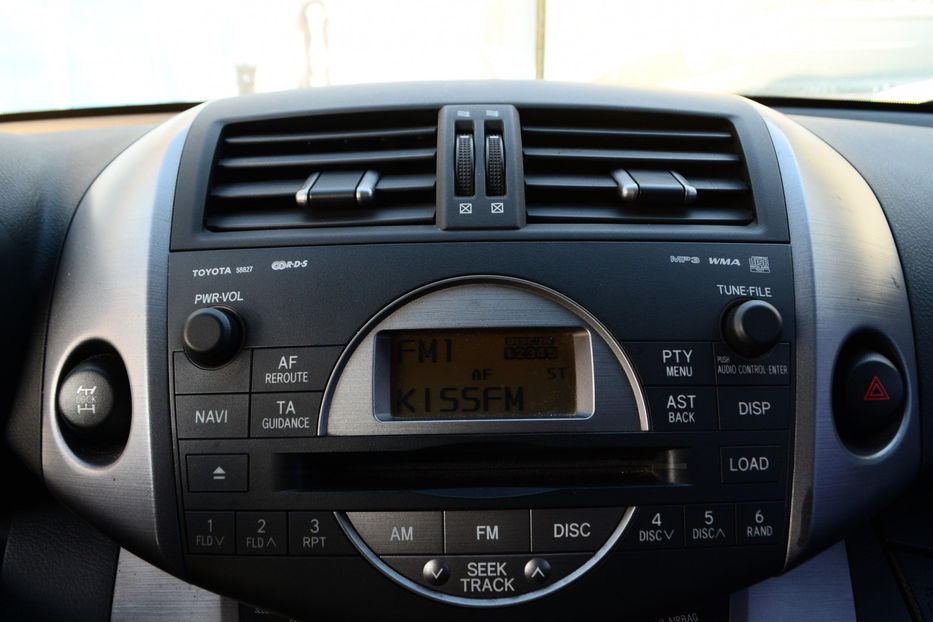 Продам Toyota Rav 4 2.0i AT (152 к.с.) 4WD 2007 года в Киеве