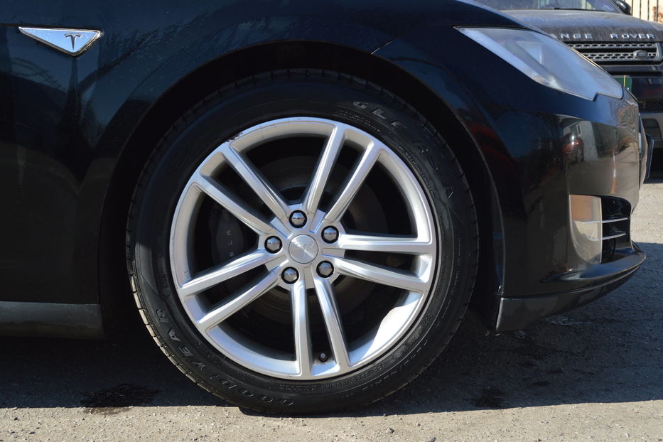Продам Tesla Model S 2015 года в Одессе