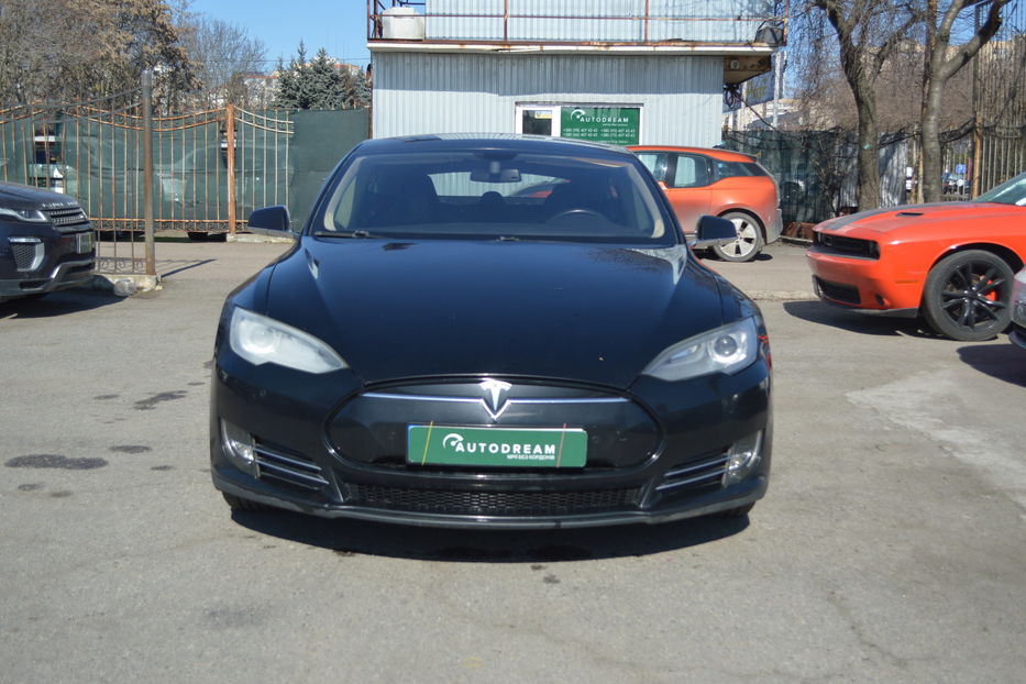 Продам Tesla Model S 2015 года в Одессе