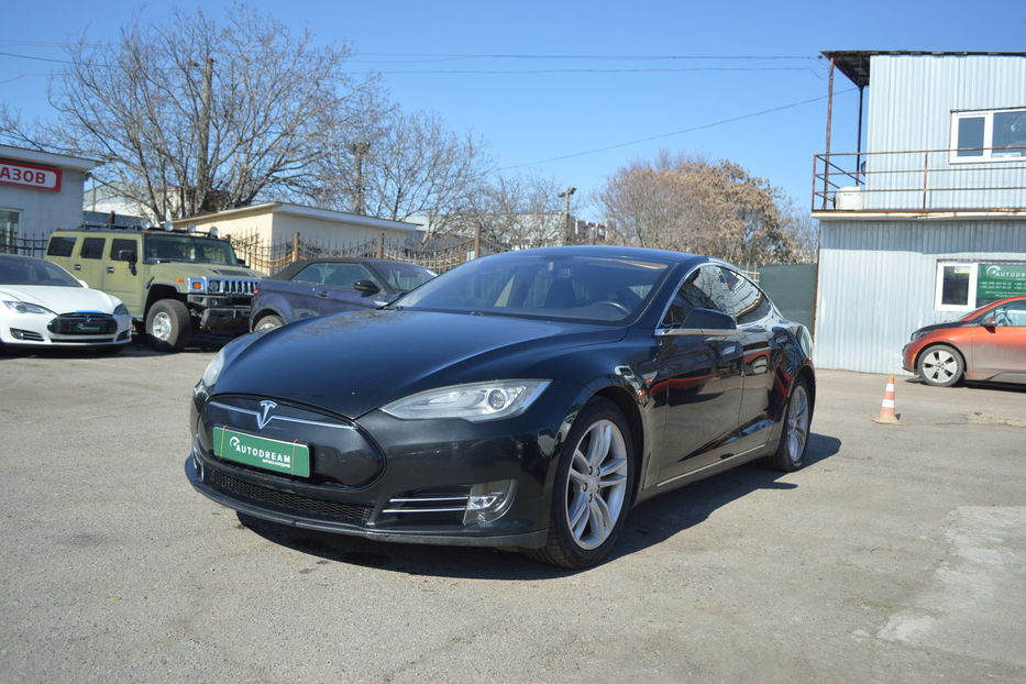 Продам Tesla Model S 2015 года в Одессе