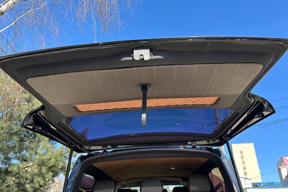 Продам Volkswagen T5 (Transporter) пасс. 2015 года в Черновцах